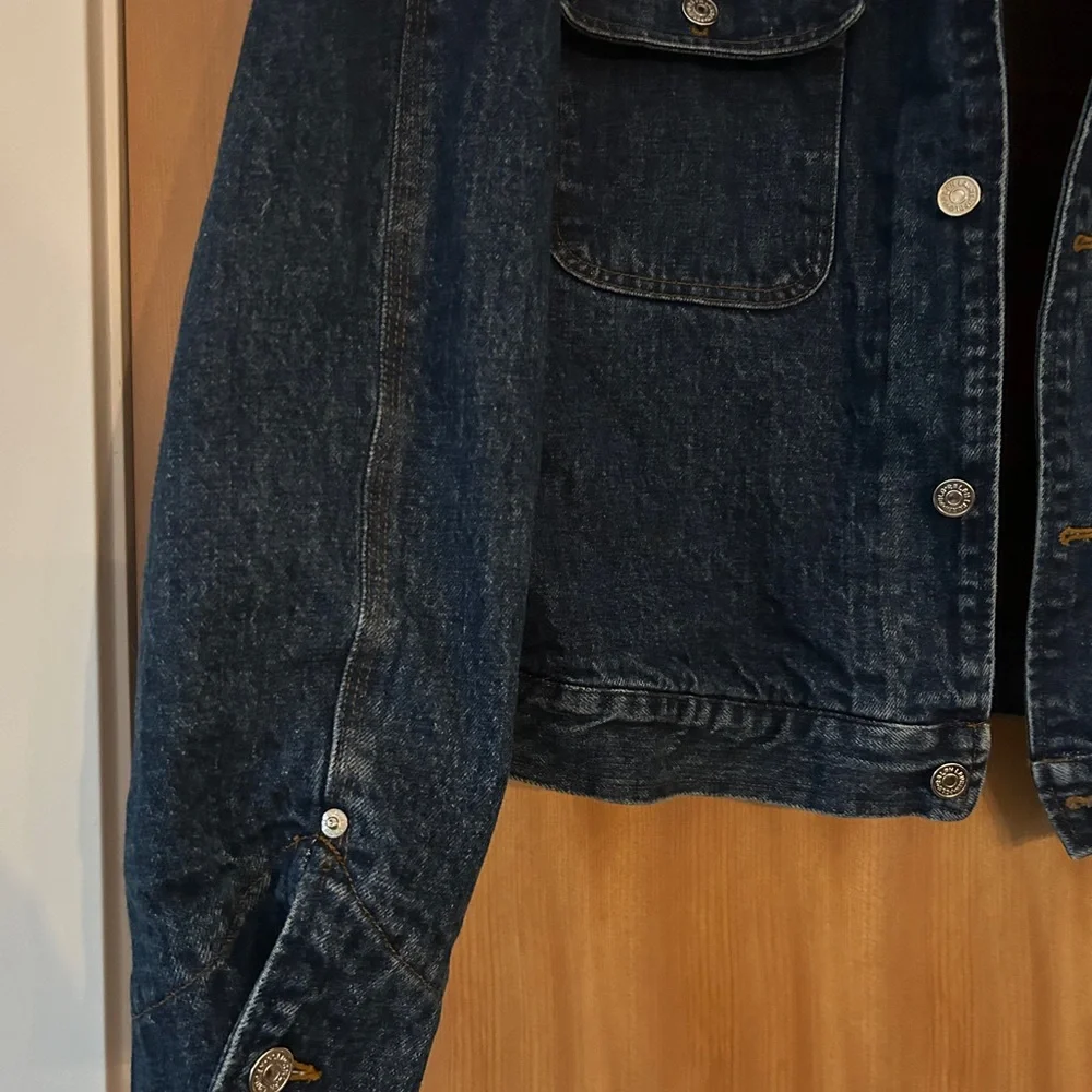 Ralph Lauren Blue Jean Jacket with Tan Collar - Picture 3 of 7